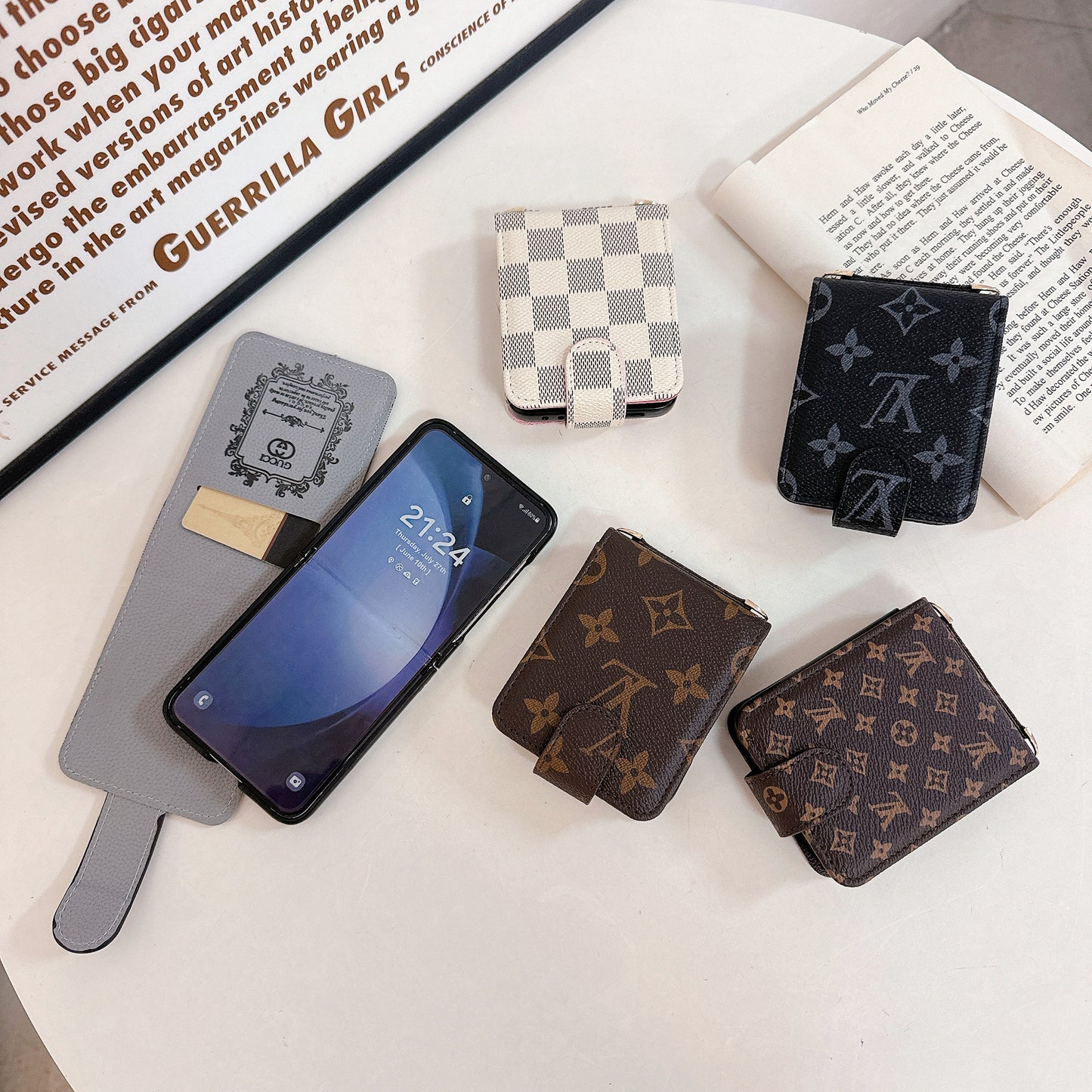 Luxury Pattern Flip Case for Samsung Galaxy Z Flip – Designer-Inspired Slim Protective Cover