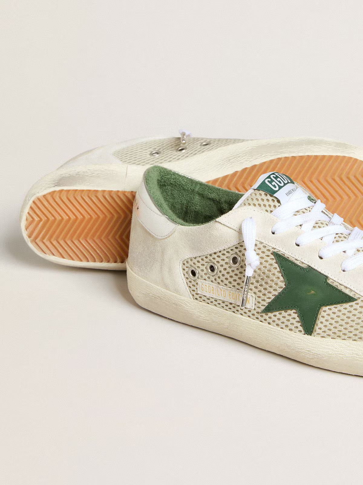 LTD Baskets – Suede & White Mesh with Green Leather Star Edition