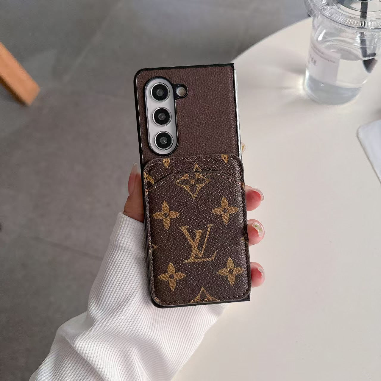Luxury Monogram Z Fold Case – Card Slot Design | Vintage Leather Look