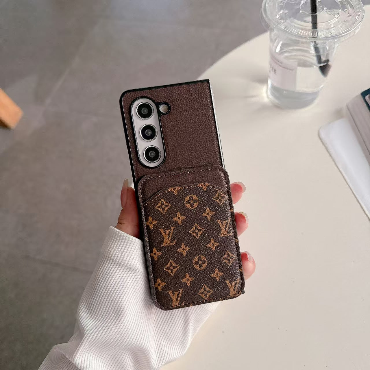 Luxury Monogram Z Fold Case – Card Slot Design | Vintage Leather Look